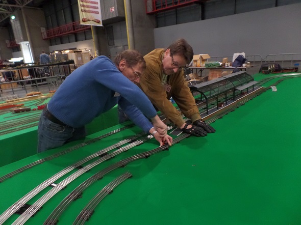 Setting up an O-gauge layout