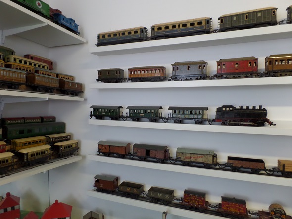 Vintage trains room