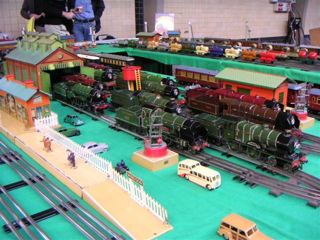 Vintage Hornby Engine Shed